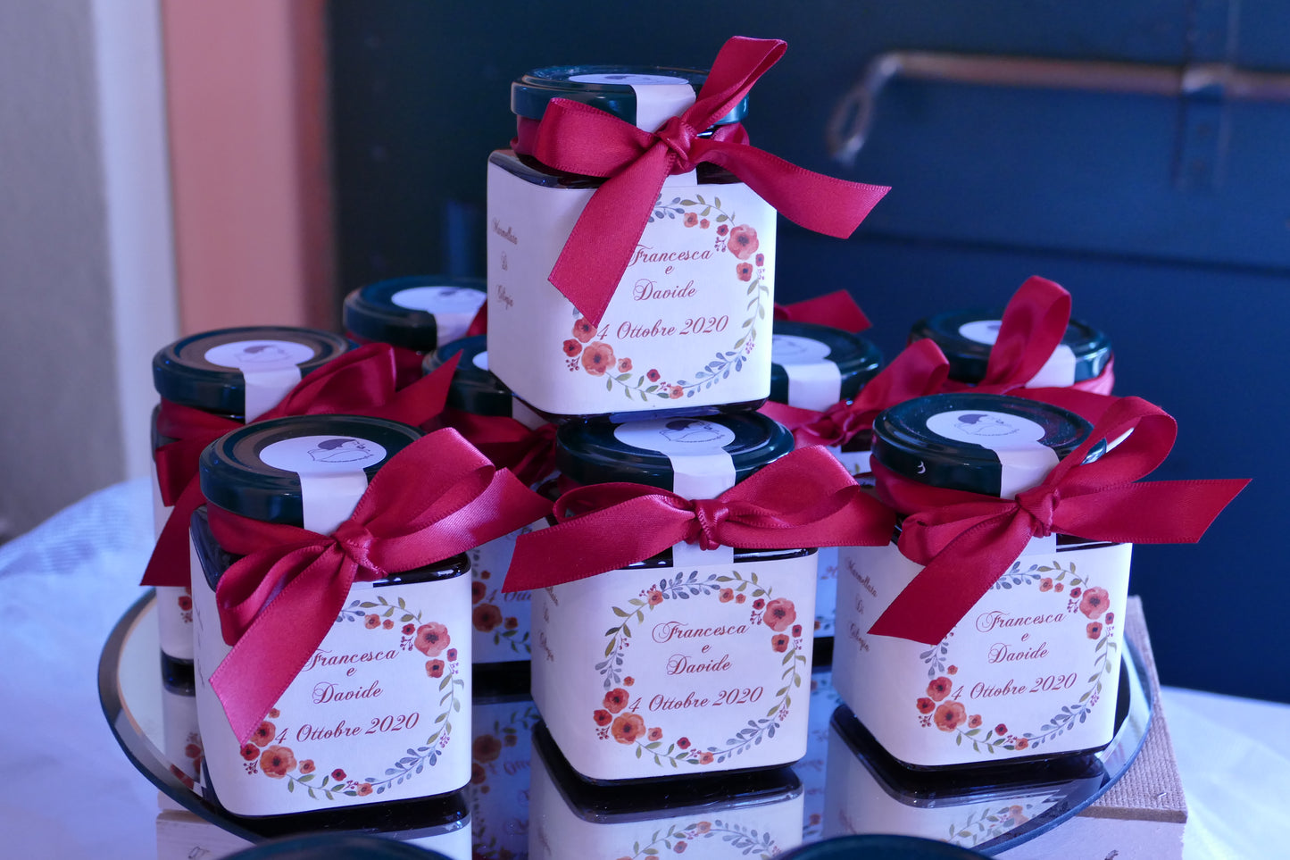 Bomboniera con vasetto di confettura trentina 240g