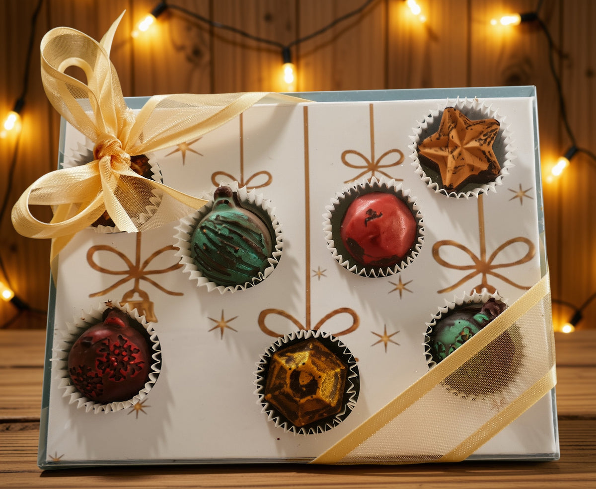 Scatola Sfere di Natale 7 praline Cioccolato fondente 65% 60g (Copia)