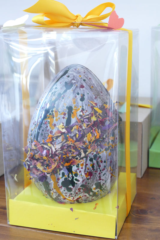 Uovo Val Rendena al cioccolato fondente 65%   con fiori eduli 150g