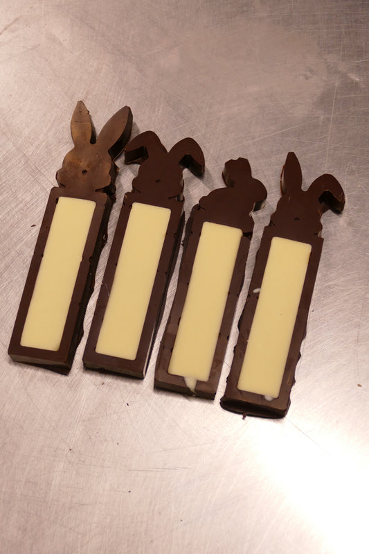 Coppia di coniglietti al cioccolato fondente e bianco 90g