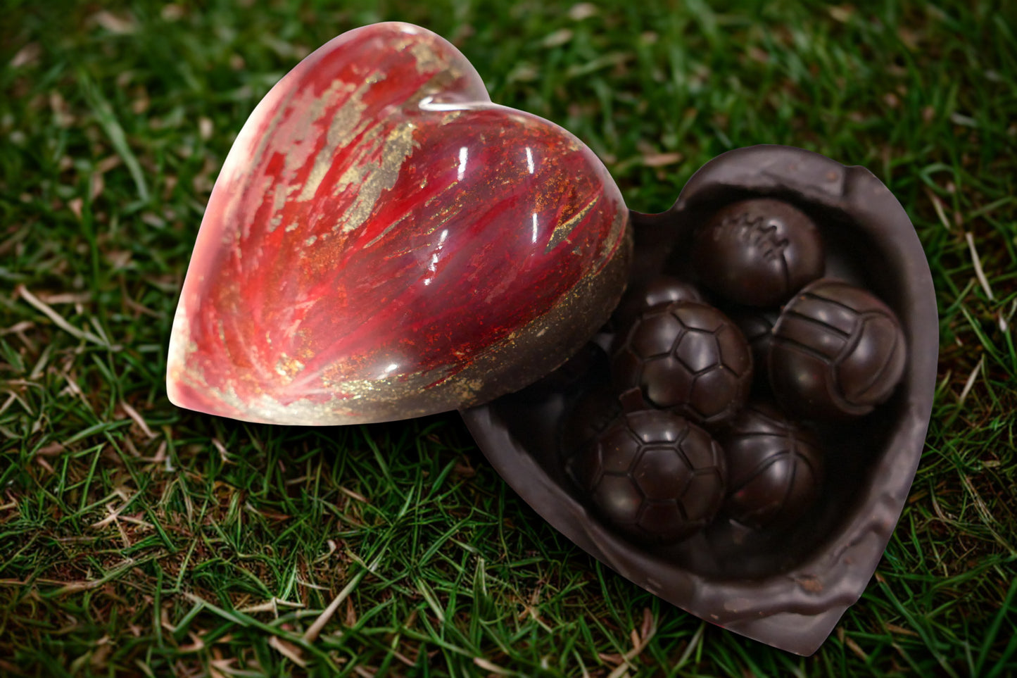 Cuore 3d al cioccolato fondente 65% Tema Sport 170g